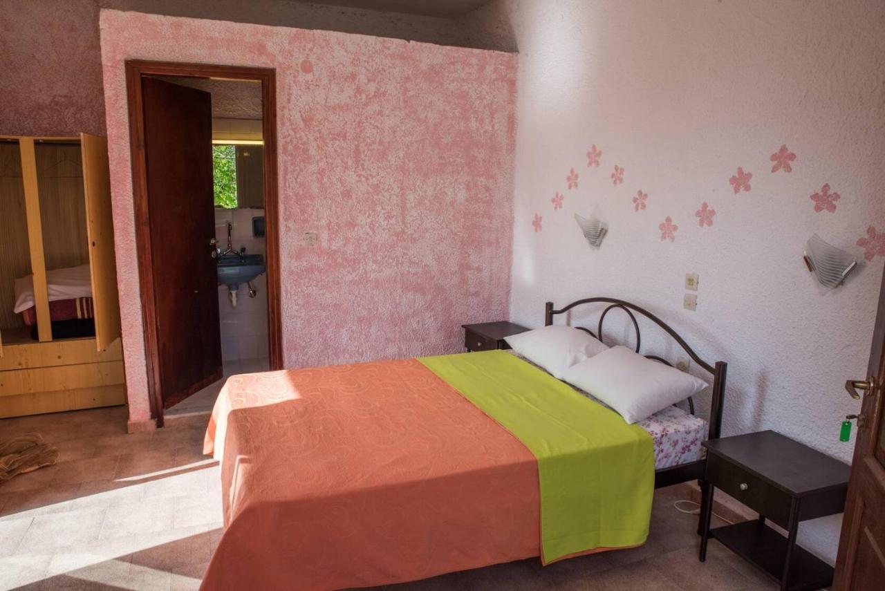 Madalenas B&B ペレカス エクステリア 写真