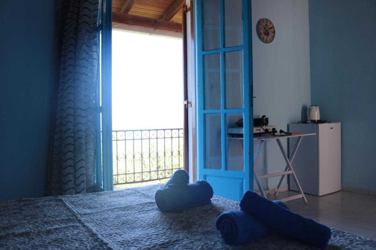 Madalenas B&B ペレカス エクステリア 写真