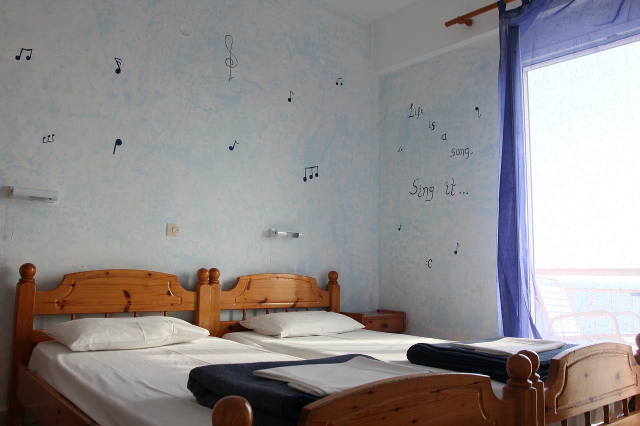 Madalenas B&B ペレカス エクステリア 写真