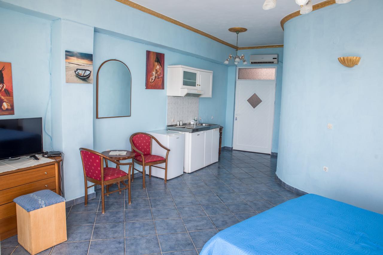 Madalenas B&B ペレカス エクステリア 写真